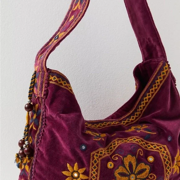 Free People Vic Velvet Hippie Boho Embroidered Shoulder Tote Bag - Picture 6 of 8